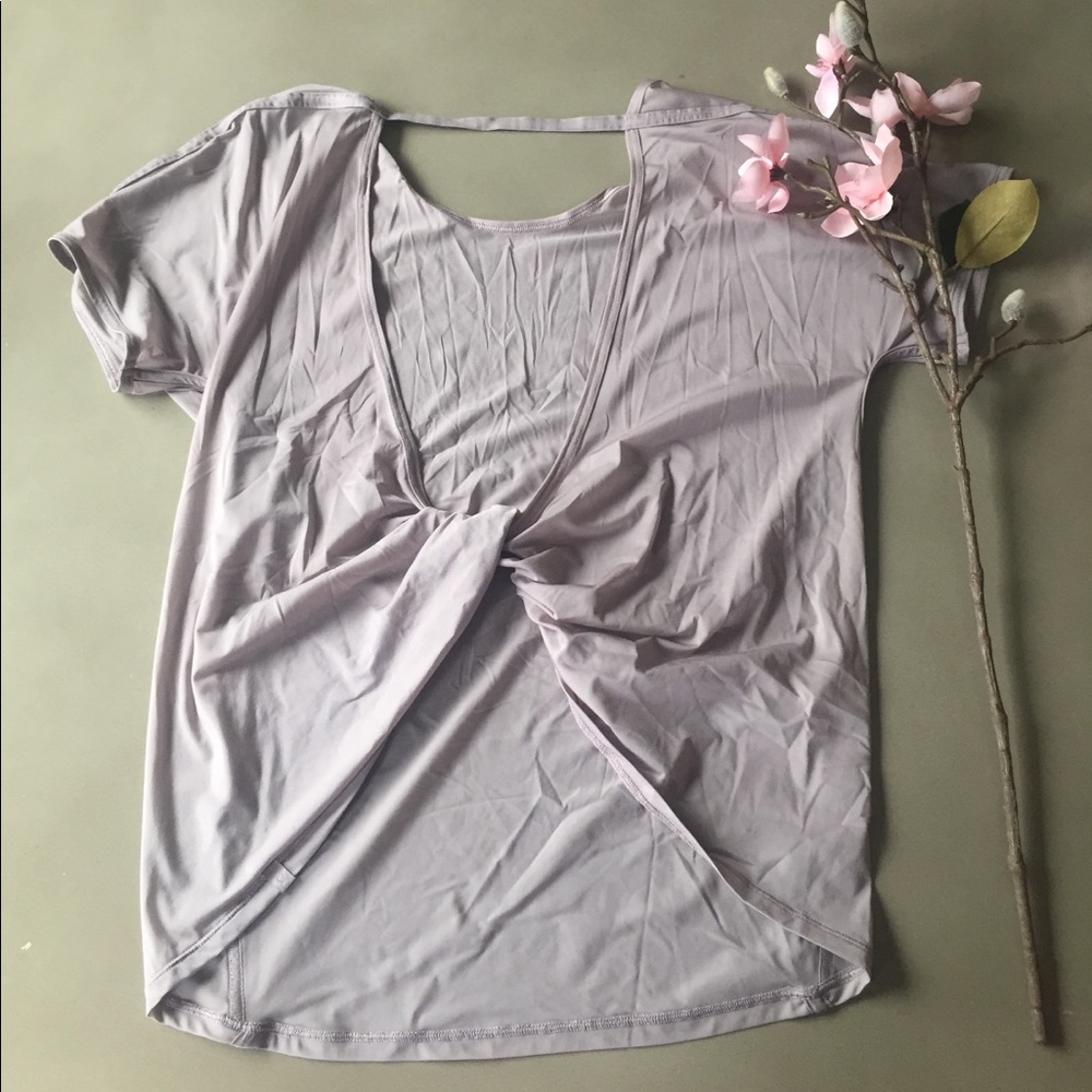 Lululemon grey top